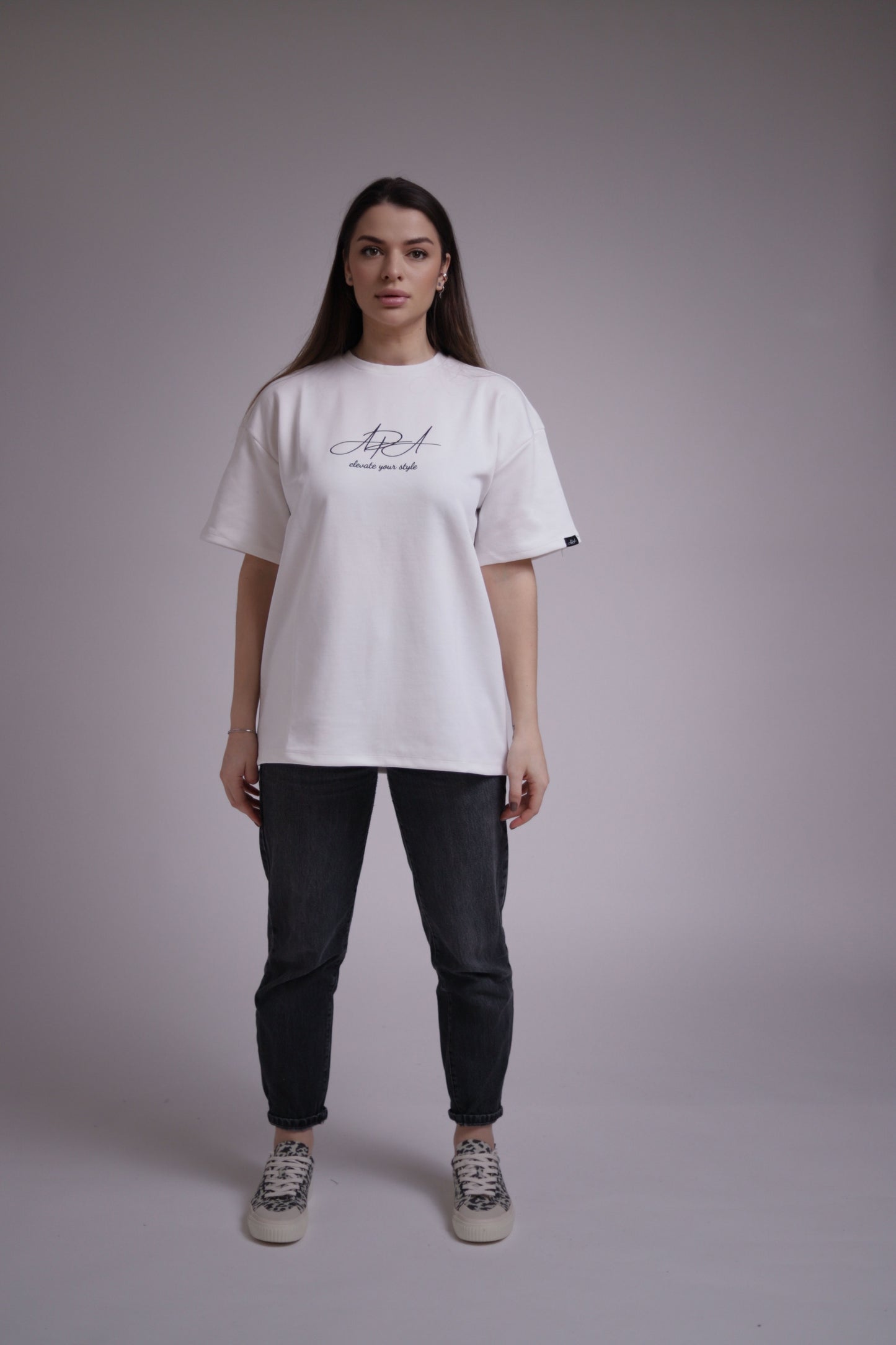 PEARL WHITE T-SHIRT UNISEX